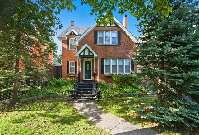 76 Bond Street W, Kawartha Lakes