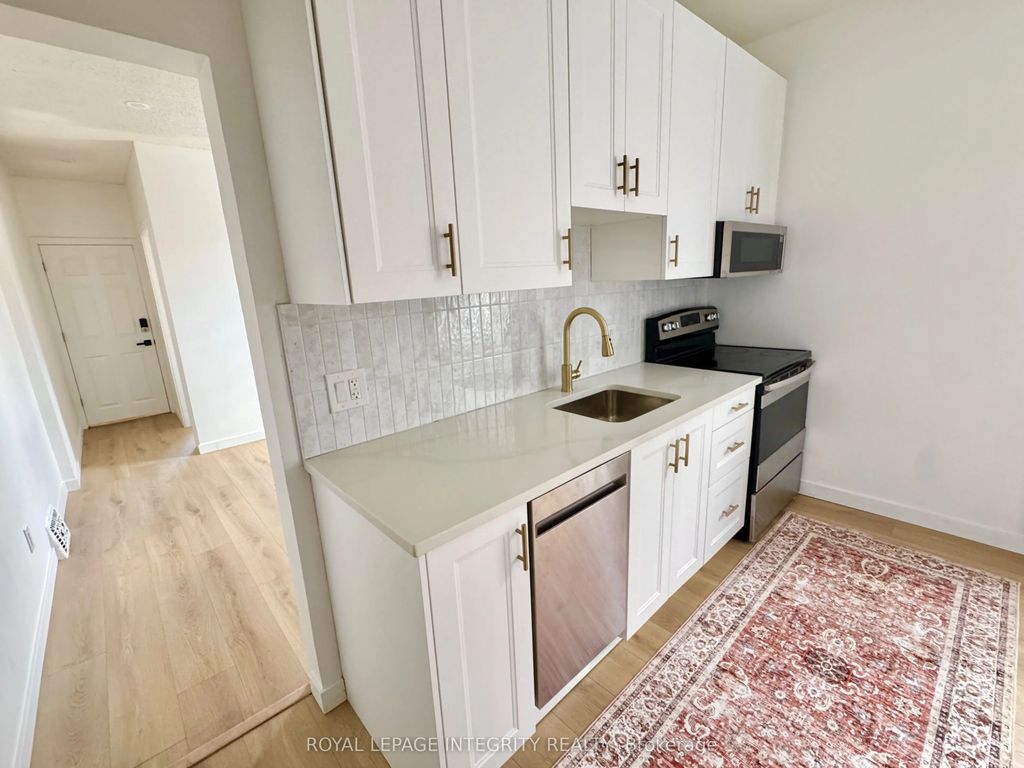 920 Gladstone Avenue 1, West Centre Town