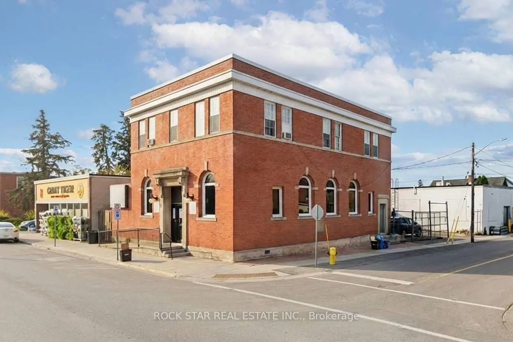 19 King Street W, Haldimand