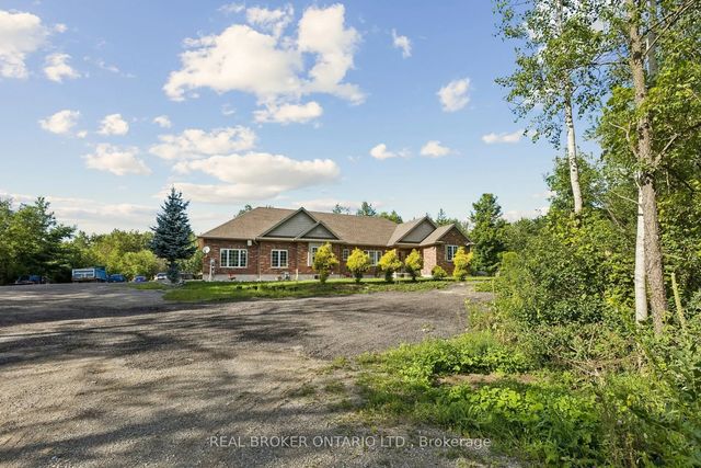 6956 Concession 4 Road, Puslinch