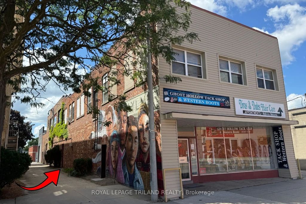 20 John Street S, Aylmer