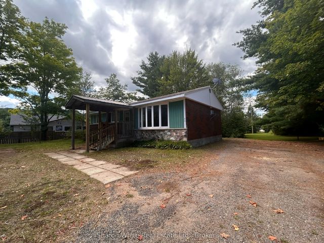 310 Hastings Street N, Bancroft