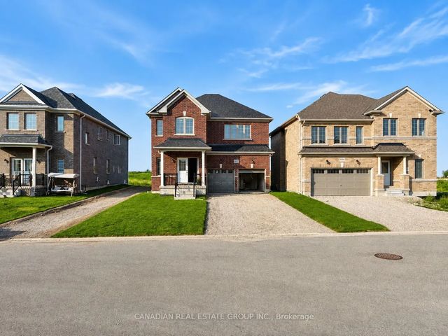 442 Vandusen Avenue, Southgate