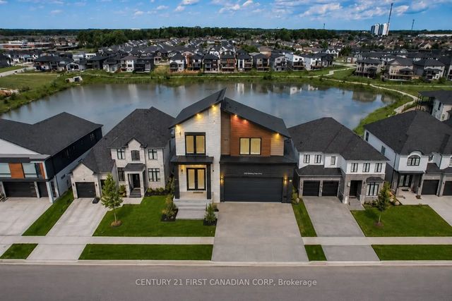 1535 Medway Park Drive, London North