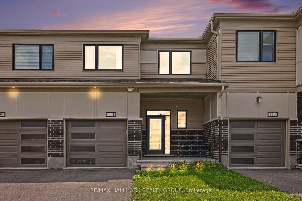 111 Yearling Circle, Stittsville - Munster - Richmond