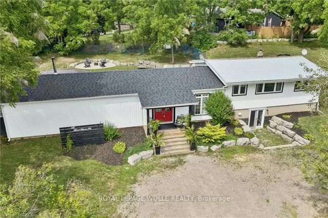 647 Brant Waterloo Road, North Dumfries