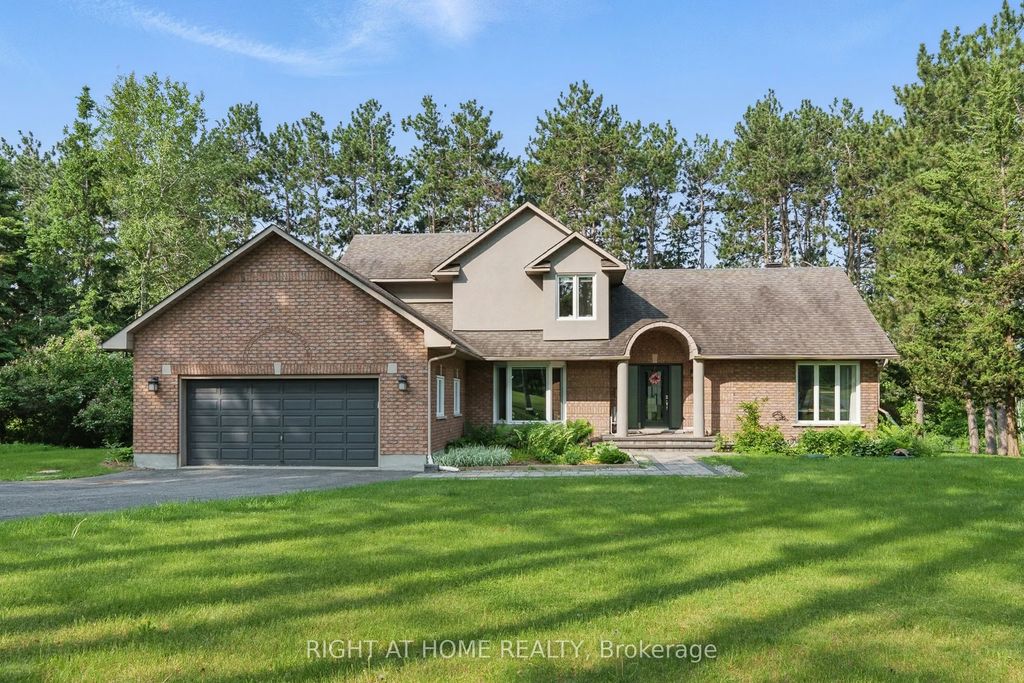 114 David Kennedy Drive, Constance Bay - Dunrobin - Kilmaurs - Woodlawn
