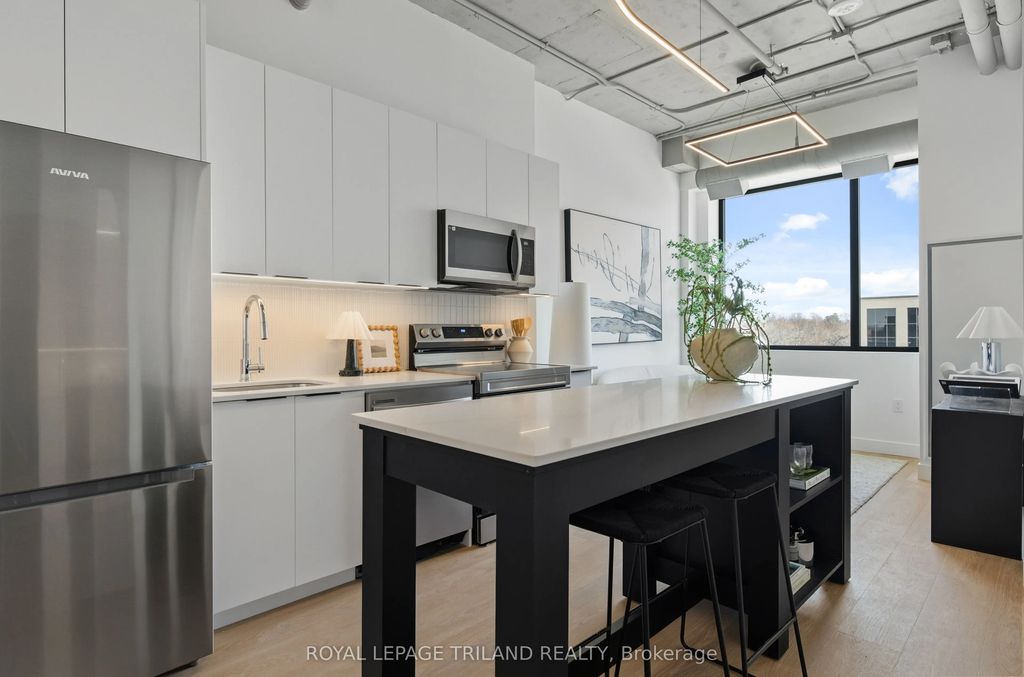 685 Richmond Street 203, London East