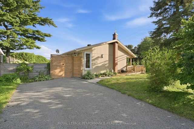 3149 Southmore Drive E, Billings Bridge - Riverside Park and Area