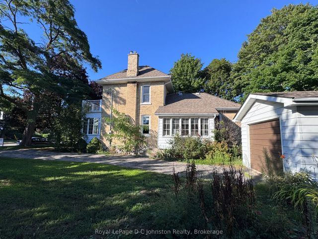 43 Albert Street N, Saugeen Shores