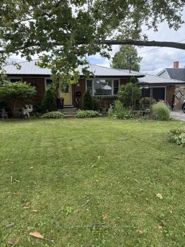 560 Carlton Street E, St. Catharines