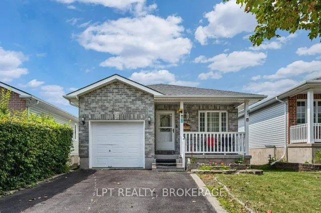 8 Wilfred Crescent, Kingston