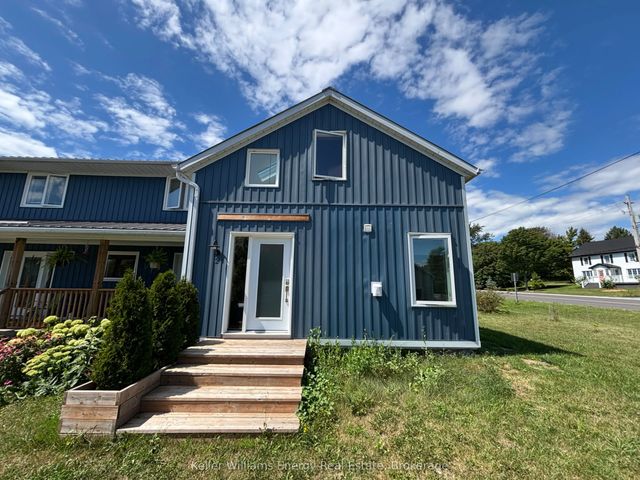 18683 Loyalist Parkway 2, Prince Edward County