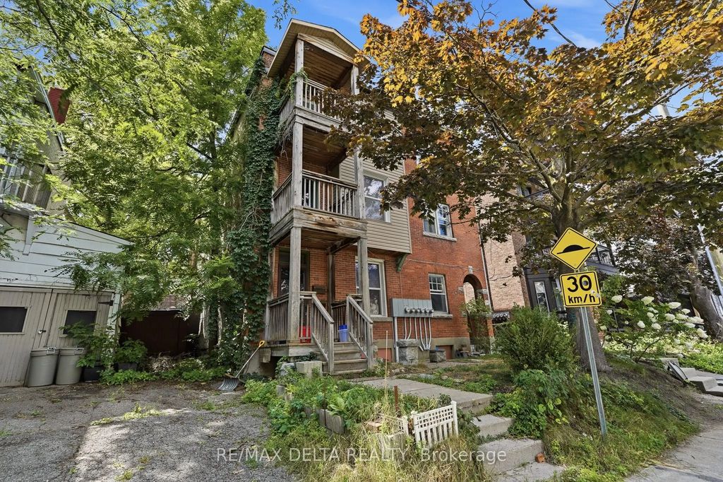 516 Bay Street 2, Ottawa Centre