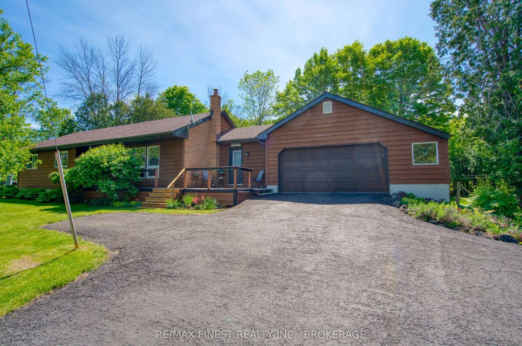 5895 Davey Drive, Frontenac