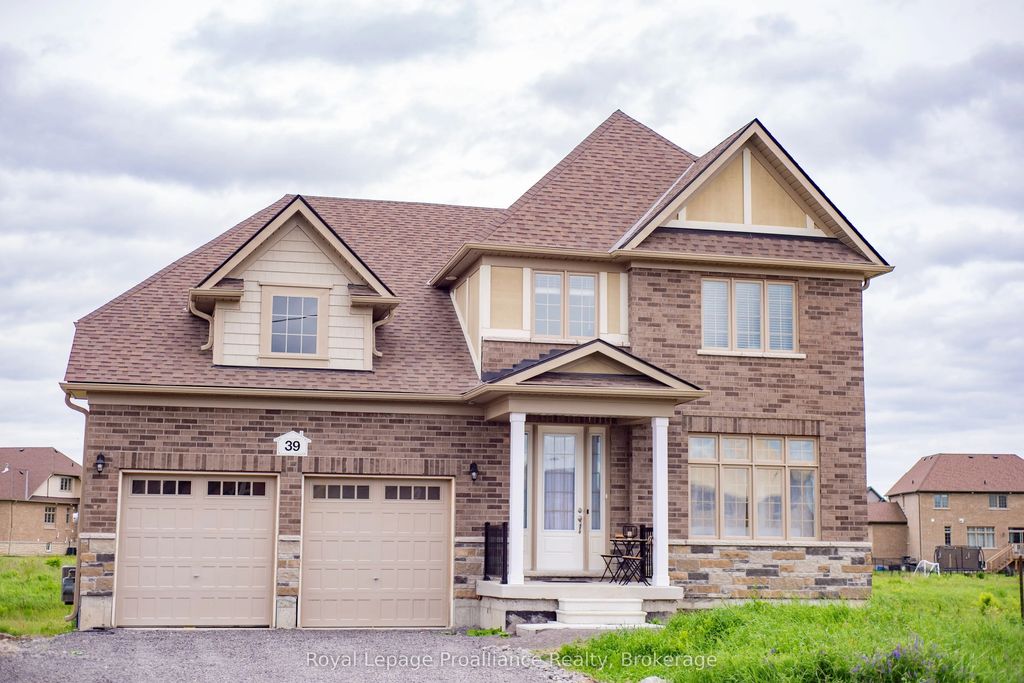 39 East Vista Terrace, Quinte West