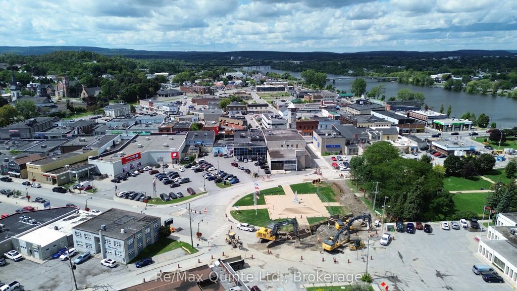 69-71 Dundas Street W 202, Quinte West