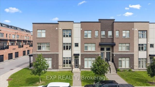 912 Moses Tennisco Street, Manor Park - Cardinal Glen and Area