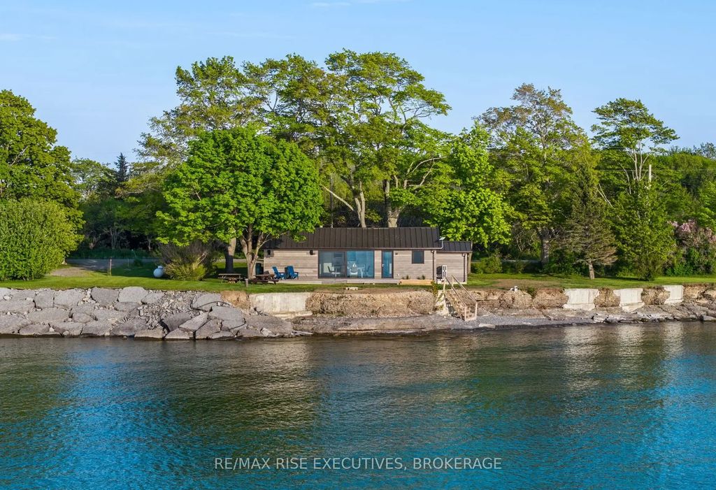 682 Salmon Point Road, Prince Edward County