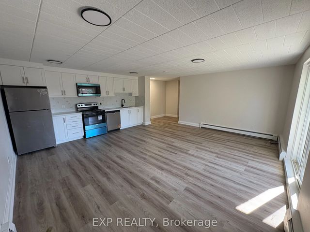 4422 Huron Street 406, Niagara Falls