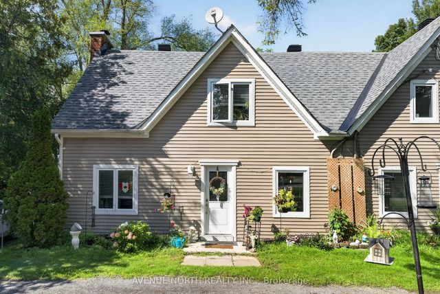 2941 Old Montreal Road, Orleans - Cumberland and Area