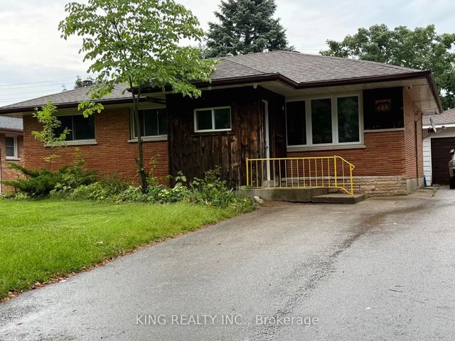 Photo of Listing #X13698682