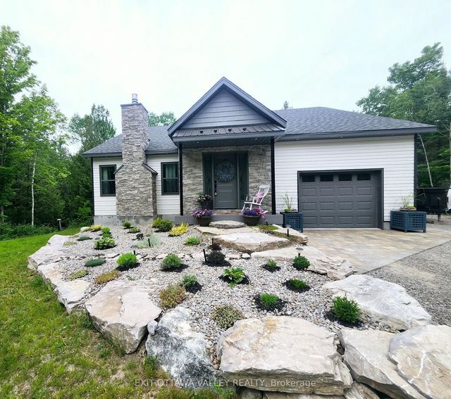 1485 Rapid Road, Whitewater Region