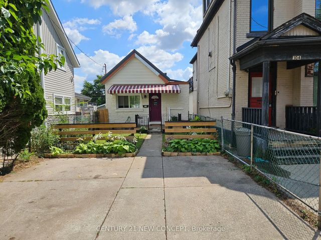 106 Emerald Street N, Hamilton