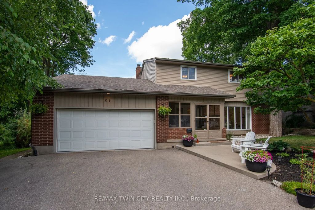 51 Murrayhill Court, Kitchener