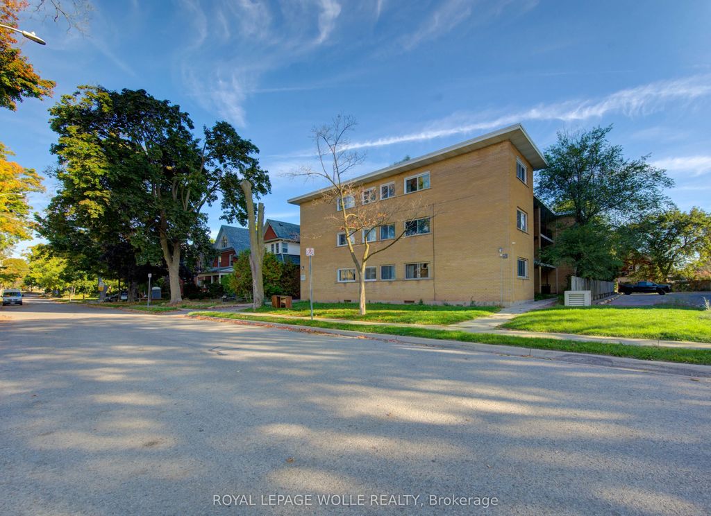 50 Gordon Avenue, Kitchener