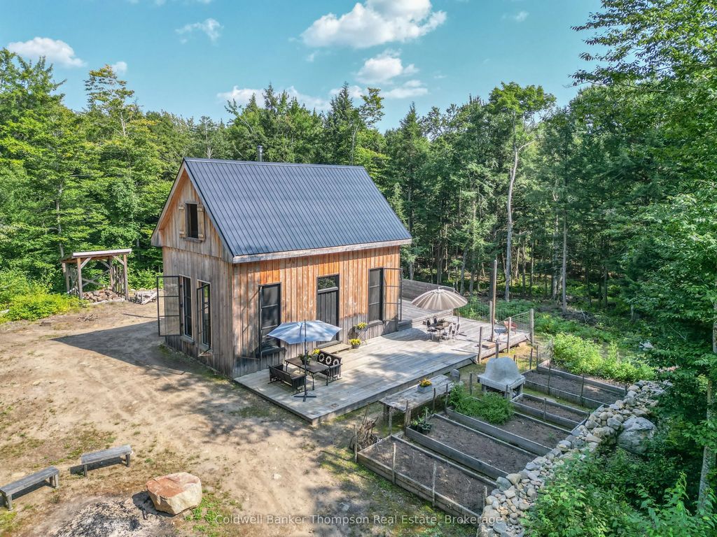 2825 Midlothian Road, Ryerson