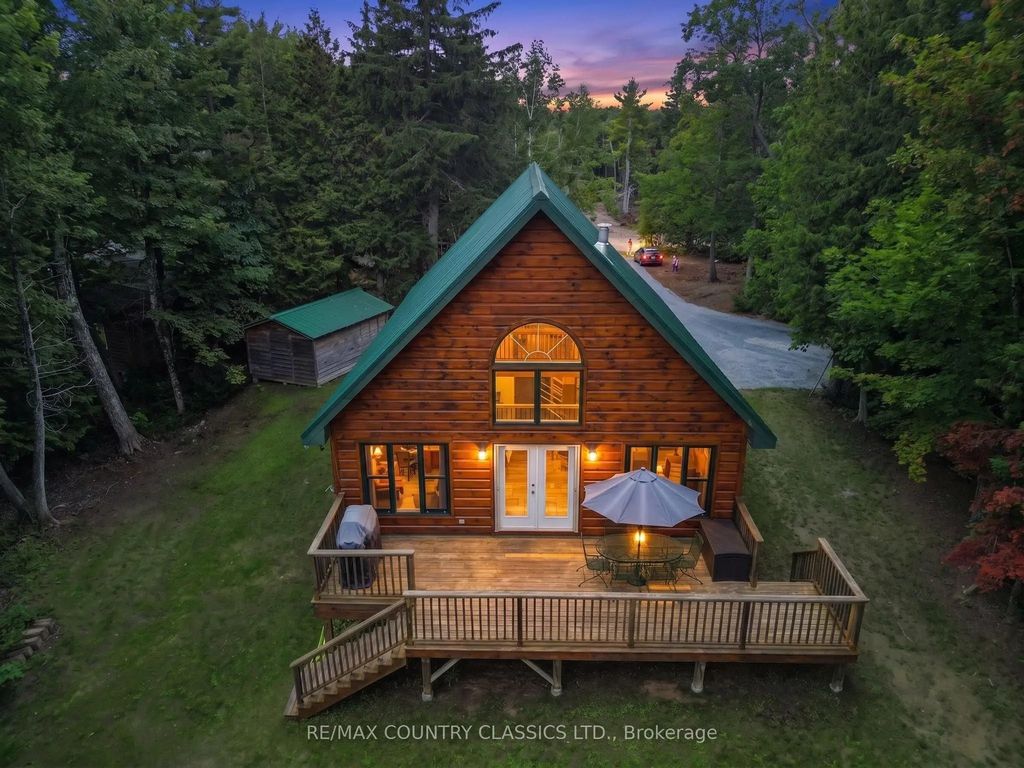 203 Doc Evans Road, North Kawartha