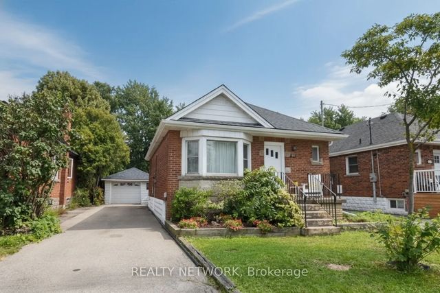 575 Upper Wentworth Street, Hamilton