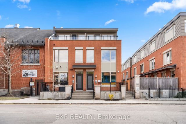 360 Ravenhill Avenue E, Carlingwood - Westboro and Area