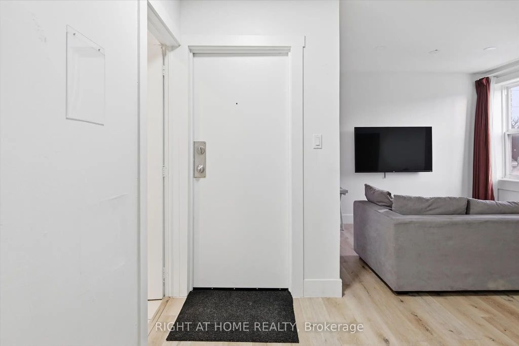 13 Westinghouse Avenue 5, Hamilton