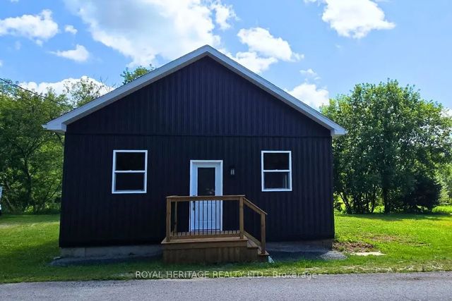 1009 Elm Tree Road, Central Frontenac