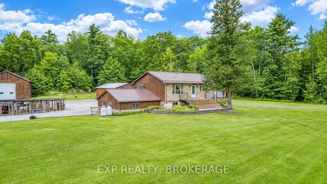 2677 Ardoch Road, Frontenac