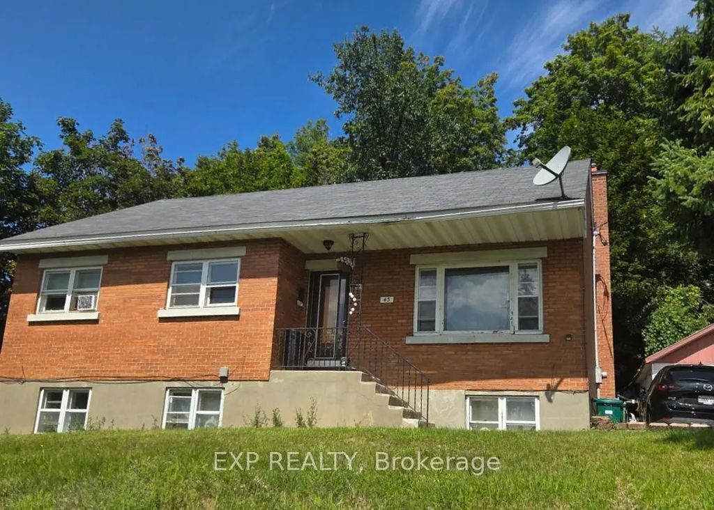 43 Lavergne Street, Vanier and Kingsview Park