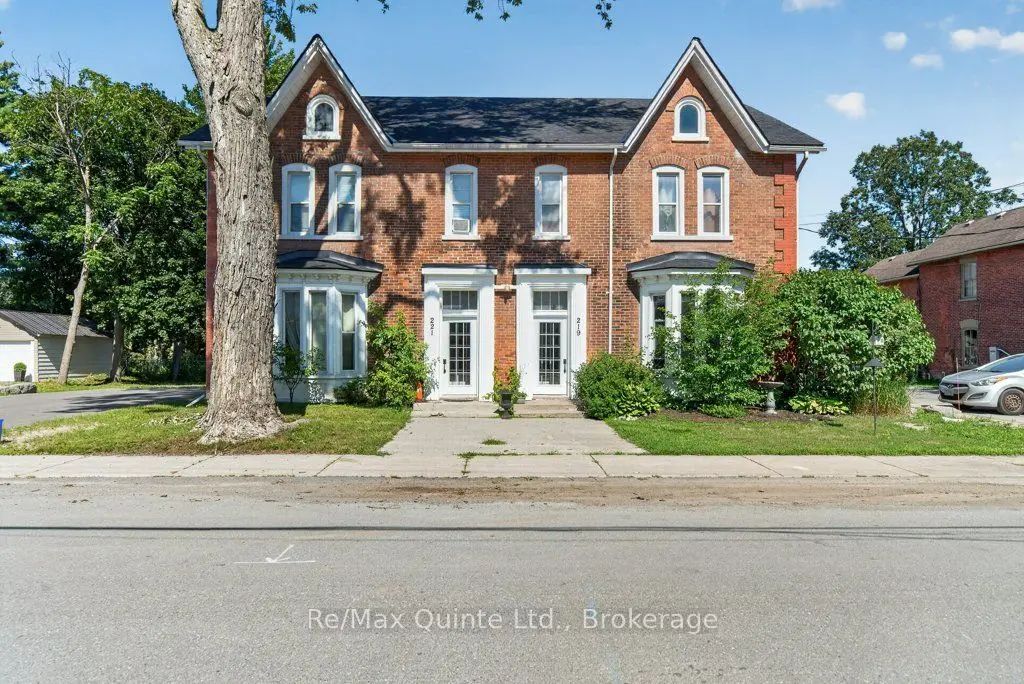 221 Albert Street, Belleville
