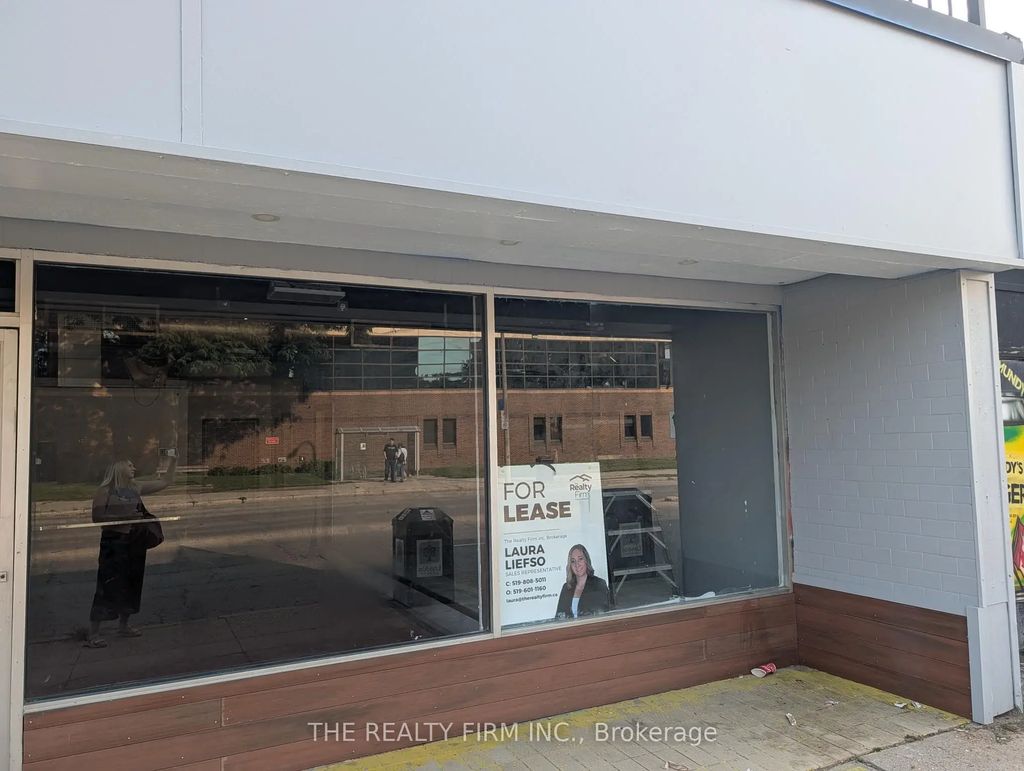 609 Dundas Street B, London East