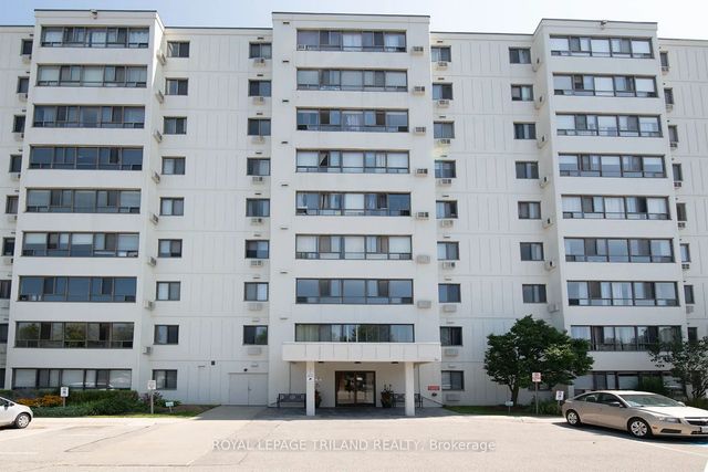 Photo of Listing #X13701912