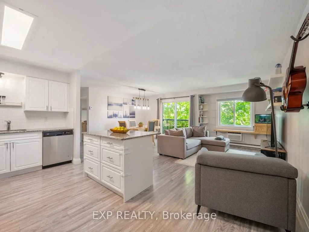 276 Eiwo Court 301, Waterloo