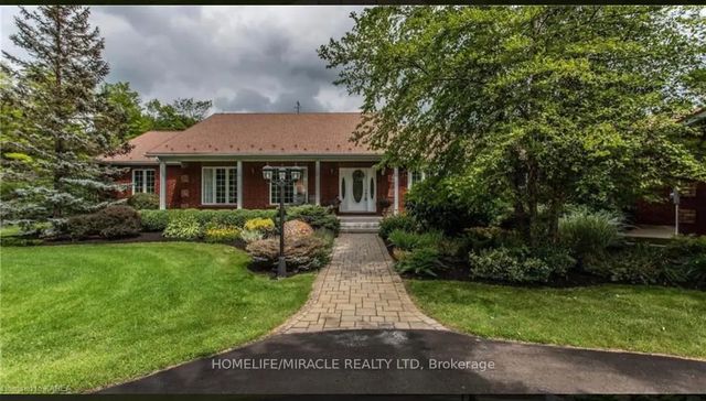 13382 Highway 38 Highway, Central Frontenac
