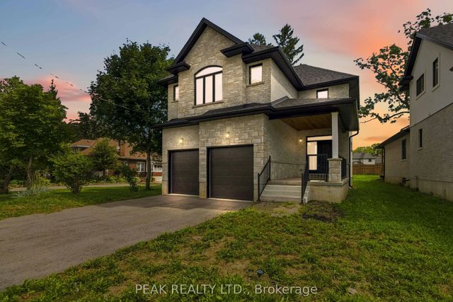 232 Mount Pleasant Street, Brantford
