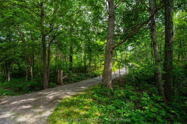 169 Old River Road, Leeds and the Thousand Islands