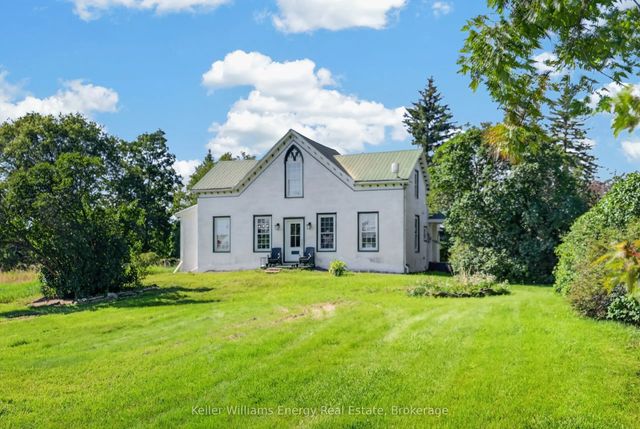 578 Bethel Road, Prince Edward County