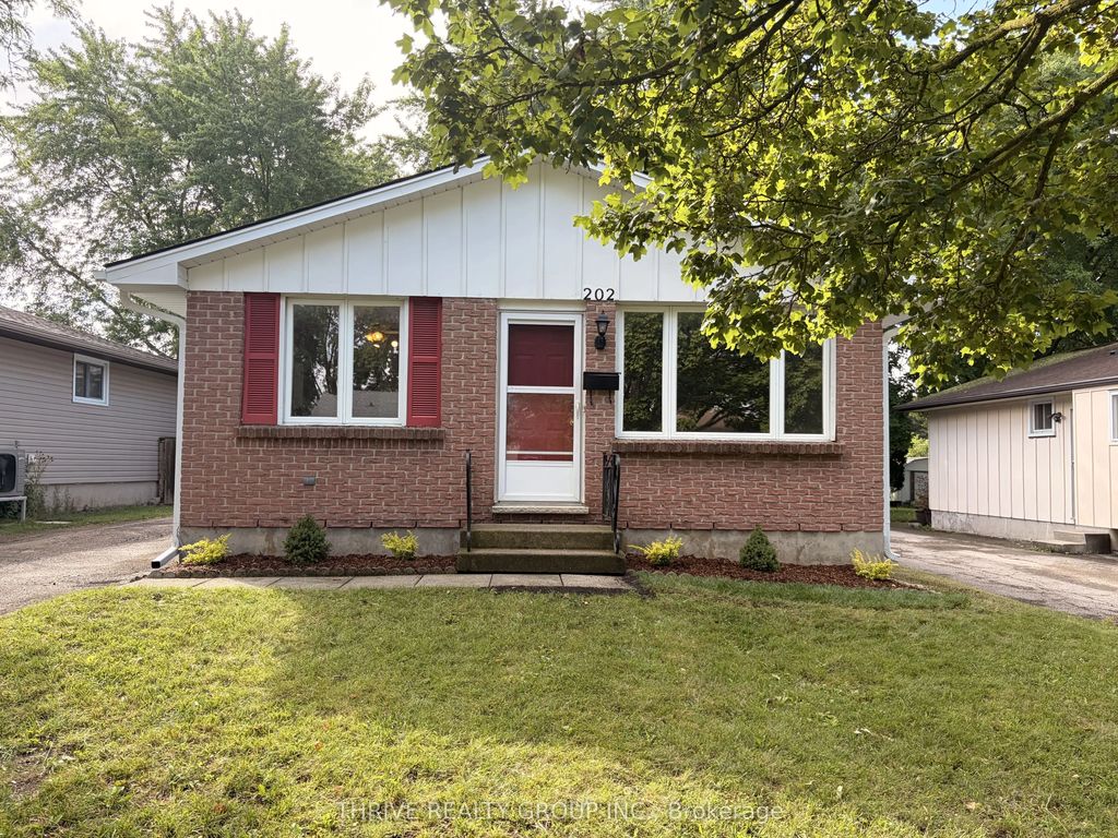 202 Muriel Crescent, London South