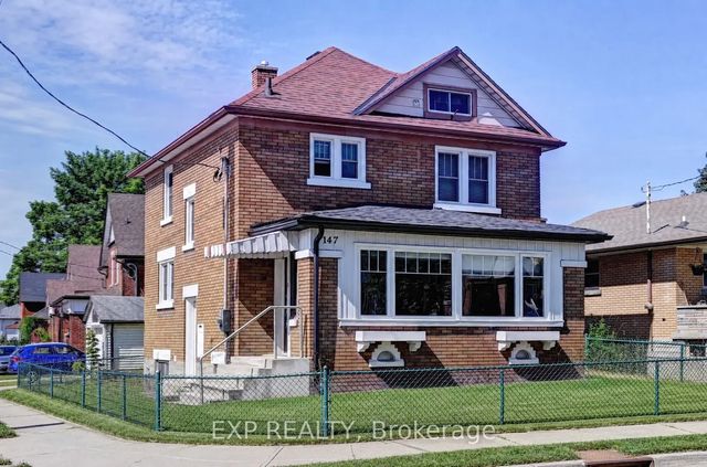 147 Courtland Avenue E, Kitchener