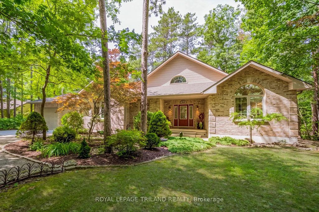9958 Riverview Road, Lambton Shores