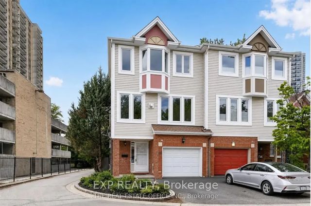 106 Corsica Private W, Alta Vista and Area